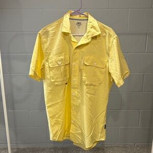 Izod Saltwater Performance Button-Down Short Sleeve Fishing Yellow EUC M *detail